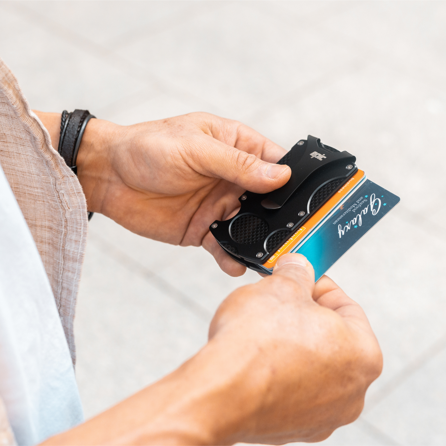 Epic Curved Carbon Fibre Wallet